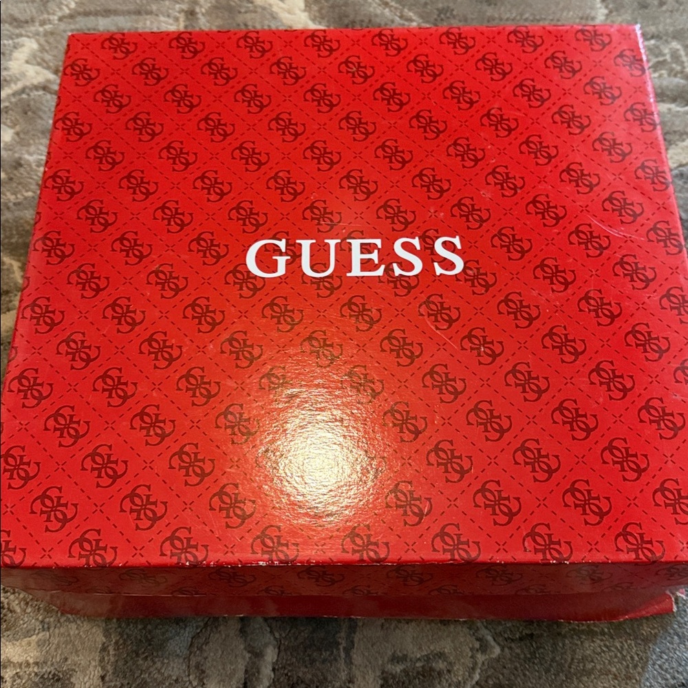 Guess Red Logo Gift Box and Heels